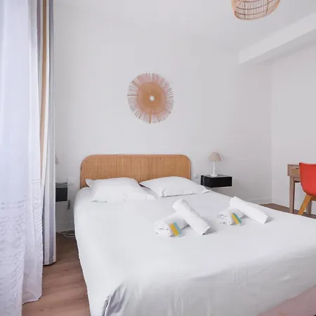 Apartman With Garden Near The *
